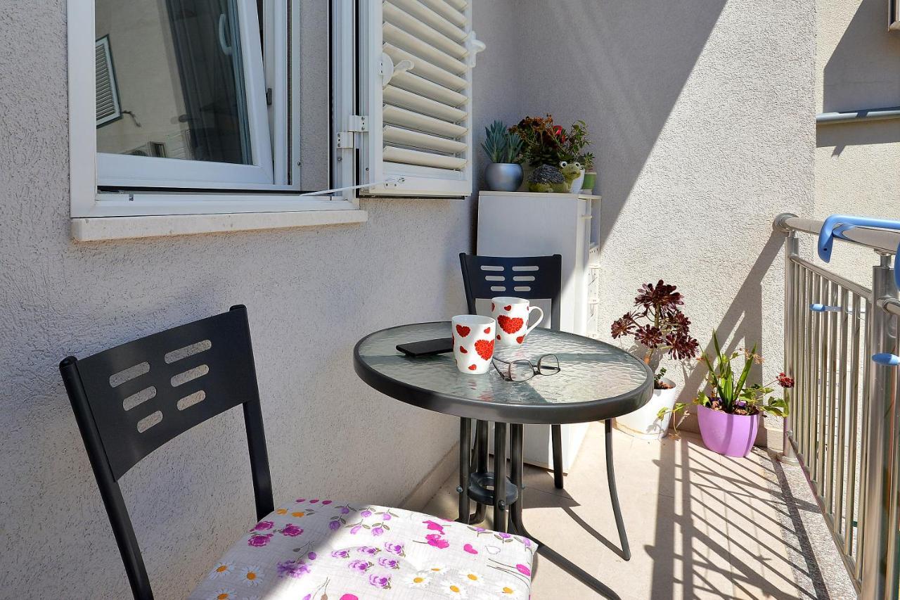 Apartment 'Mimo' In Milna - Hvar Esterno foto